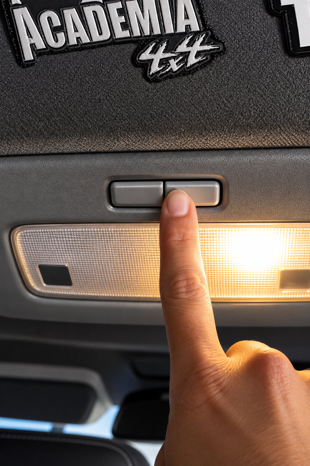 Botones de Repuesto para Luz de Cortesía  – Toyota Prado Sumo